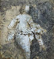 Relief, Papiermaché, 1987, 10-88-04, Figur, sitzend, 30 x 32 cm